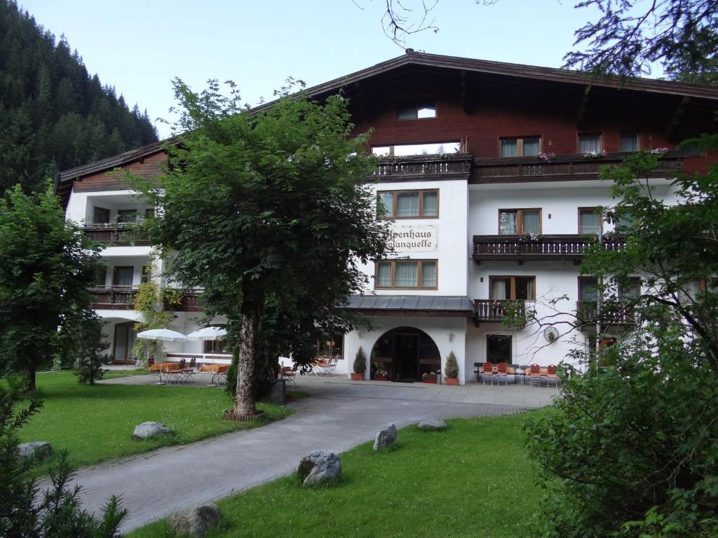 Hotel Evianquelle Бад Гащайн Екстериор снимка